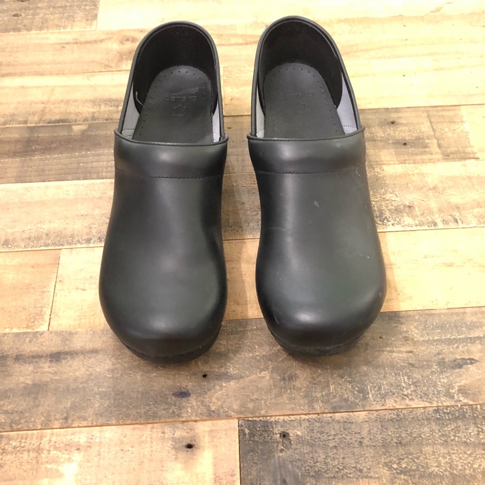 Dansko’s Size 48- Black